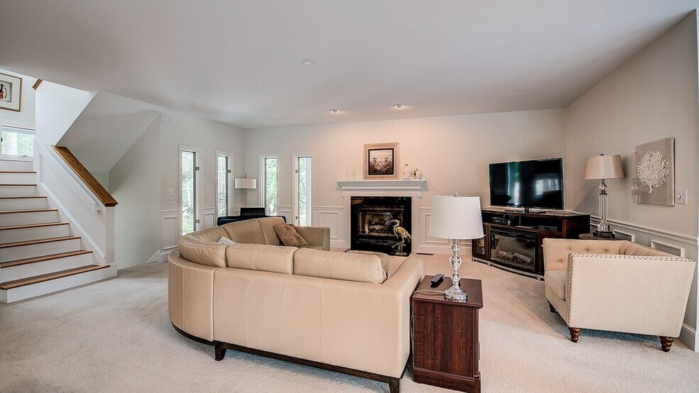 Building Photo - 1332 Wallace Pate Dr