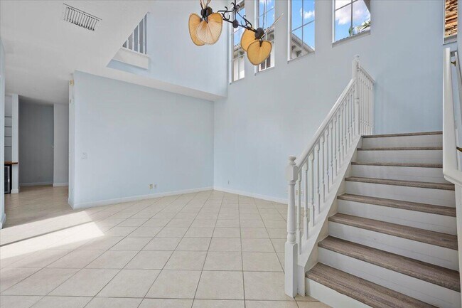 Building Photo - 35 Stoney Dr