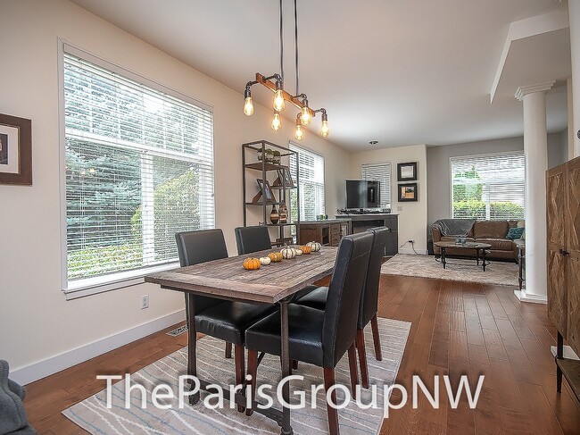 Building Photo - Exceptional Kirkland TH – Gorgeous Upgrade...