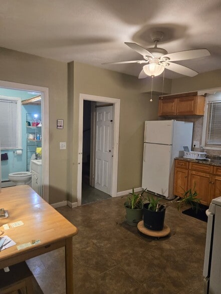 Kitchen & Bathroom - 215 East St