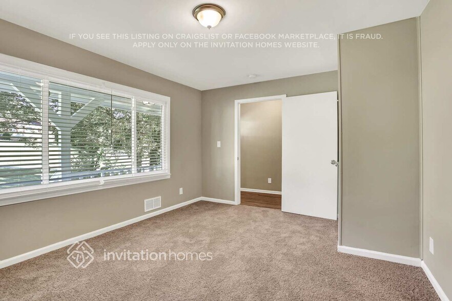 Building Photo - 6679 Chaparral Dr