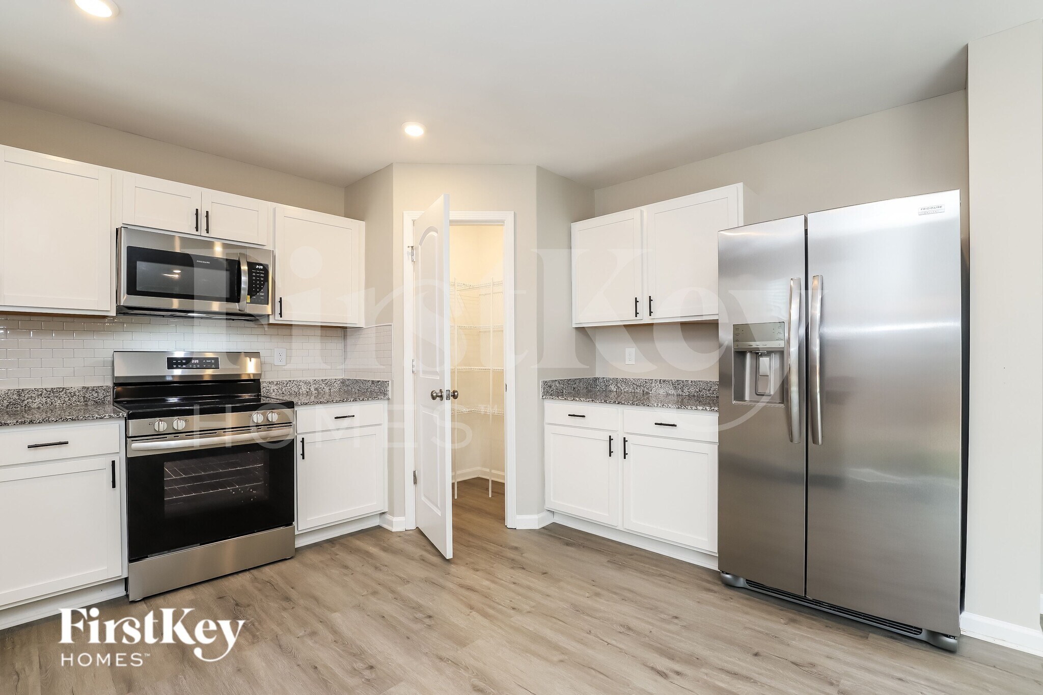 Building Photo - 217 Focus Ln