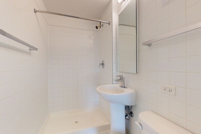 Floorplan - 1400 E. 57th Street