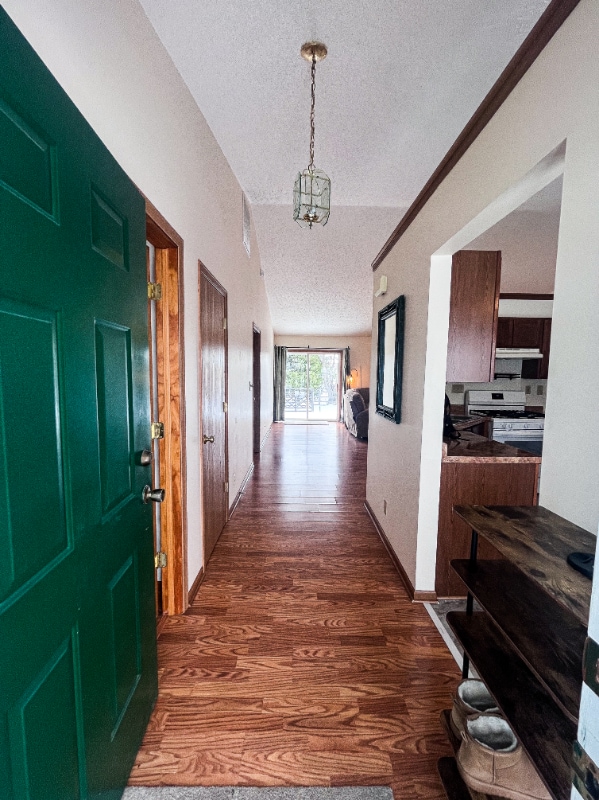 Building Photo - 3202 Bowfield Way