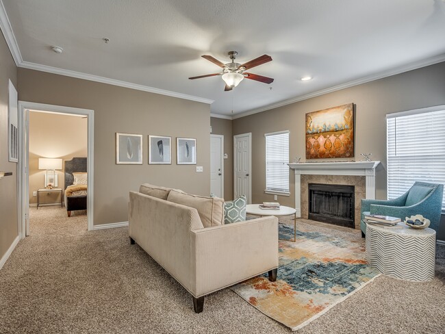 Creighton - 2 Bed / 2 Bath - 1,132 Sq.Ft. - The Renaissance at Norman