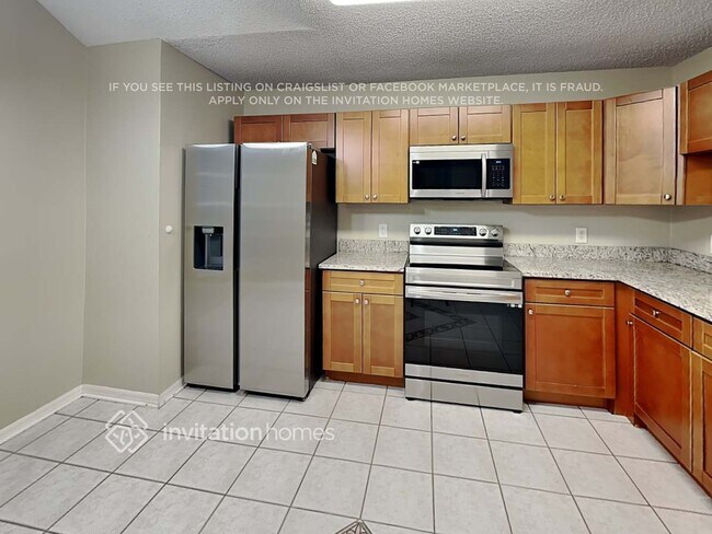 Building Photo - 1904 Paddock Dr