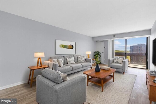 Building Photo - 5300 Holmes Run Pkwy