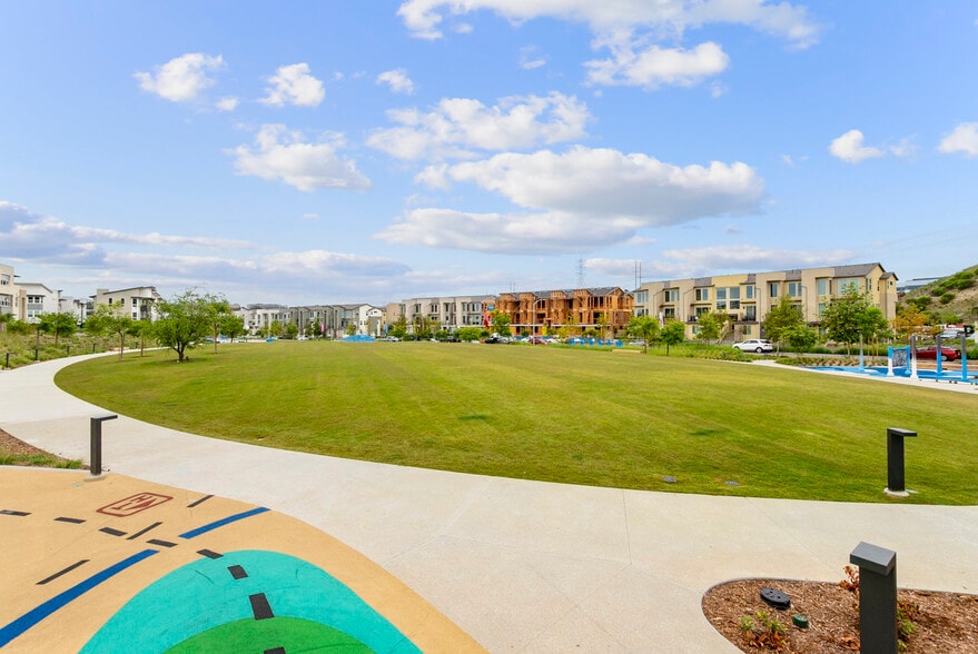 Building Photo - 7962 Belluno Way