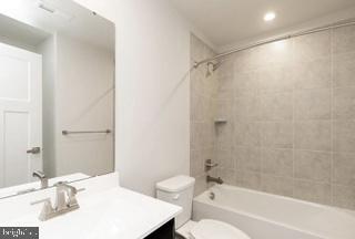 Building Photo - 10420 Quillback St