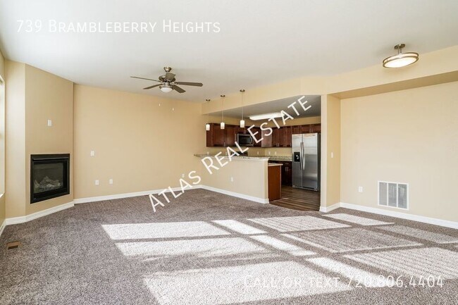 Building Photo - *FEBRUARY RENT FREE* 3 bedroom 2.5 bathroo...