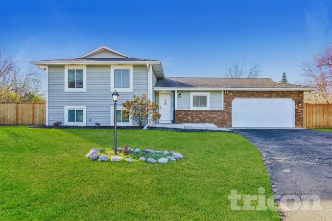 Building Photo - 16417 Gladiola Ave