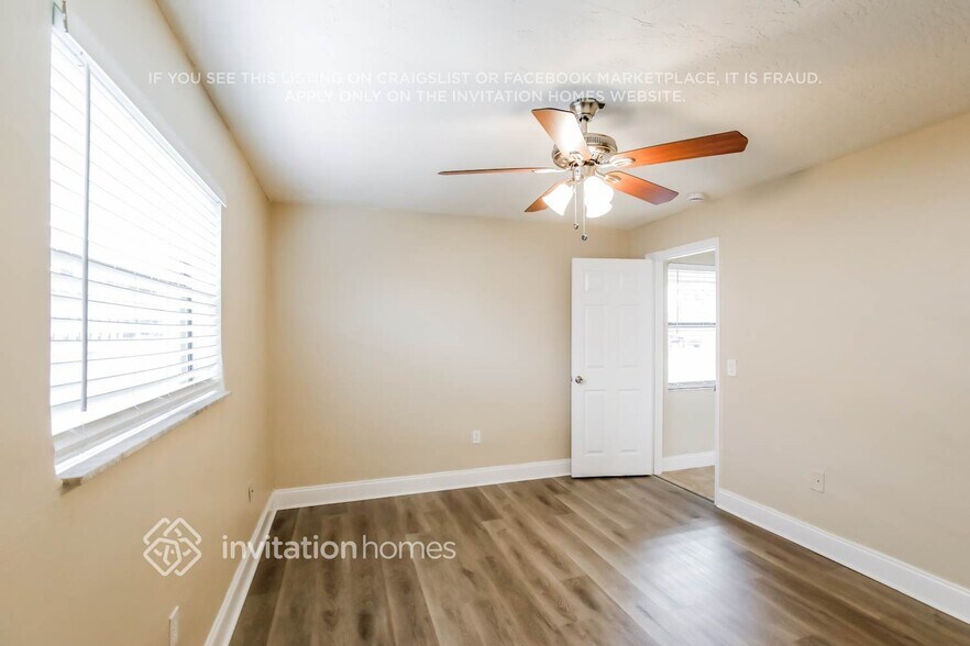 Building Photo - 9671 NW 24th St