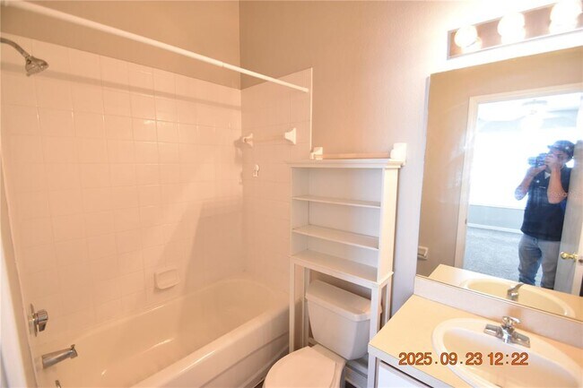 Building Photo - 6536 Osprey Lake Cir