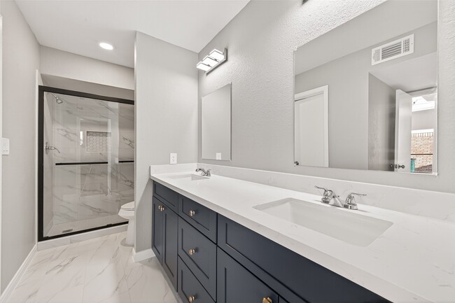 Building Photo - 10707 Staghill Dr