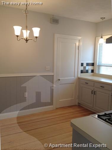 Building Photo - Medford/Tufts 2+ Bedroom - Dishwasher - La...