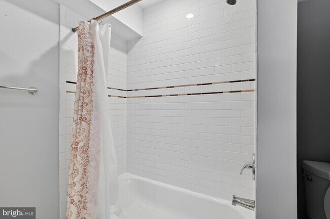 Building Photo - 1447 N 8th St