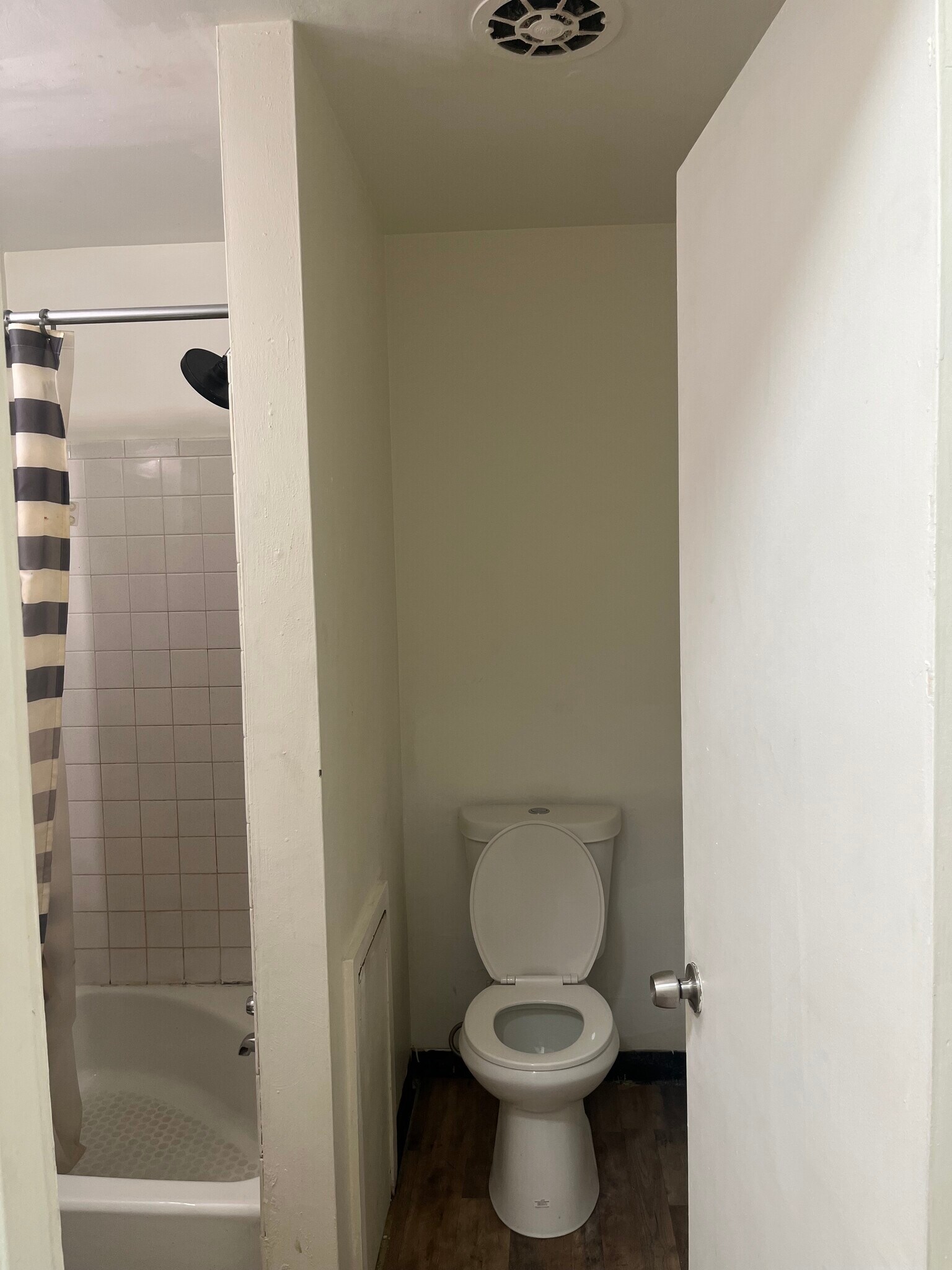 Building Photo - 2611 Brownsville Rd