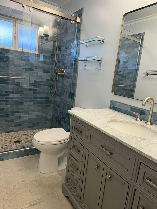 Building Photo - 5447 Anselmo Ct