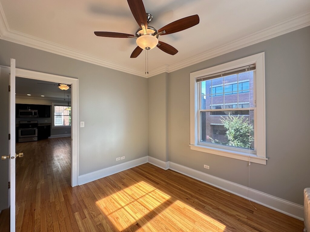 Building Photo - 4414 N Rockwell St