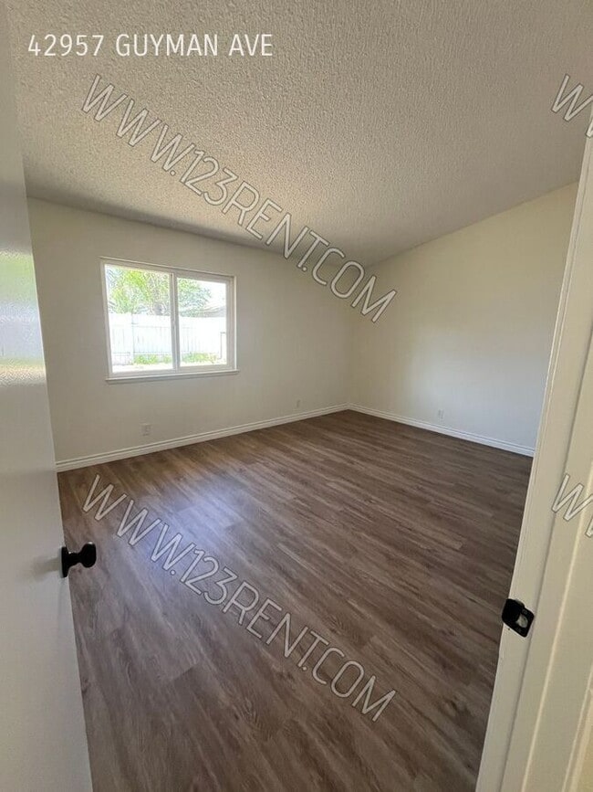 Building Photo - 42957 Guyman Ave