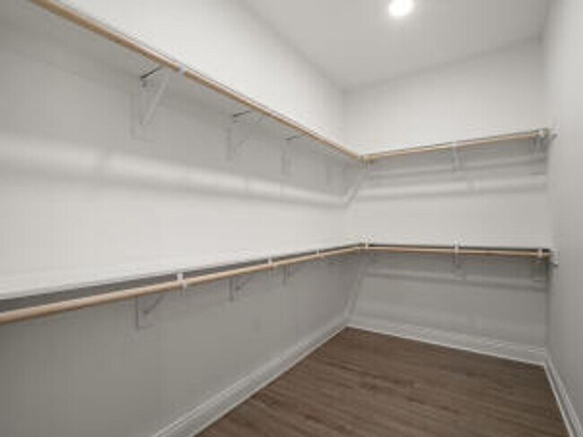 Building Photo - 1281 Miller St