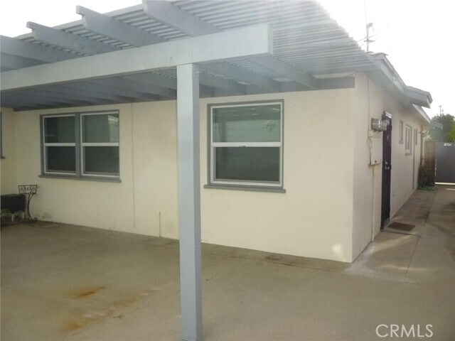 Building Photo - 712 Sartori Ave