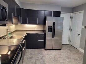 Building Photo - 3316 68th St