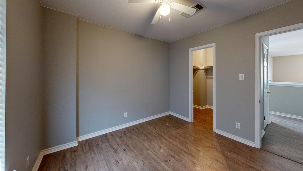 Building Photo - Spacious Home with Modern Upgrades in a Pe...