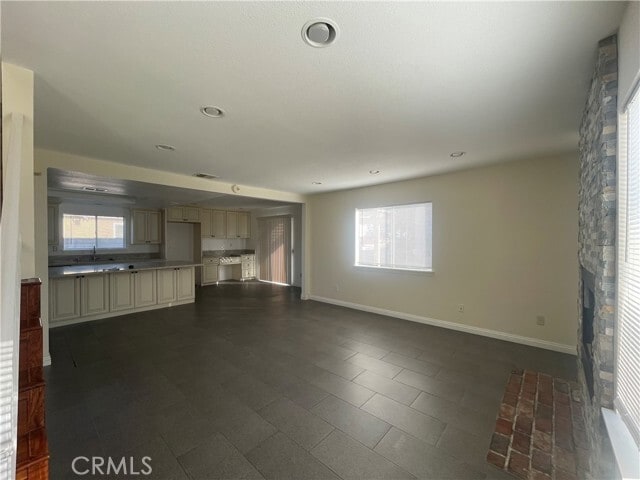 Building Photo - 530 Bellows Ct