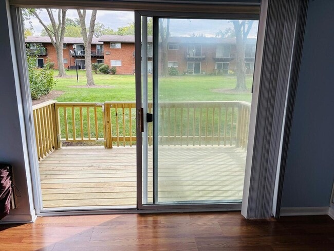 Building Photo - 1915 White Chapel Dr