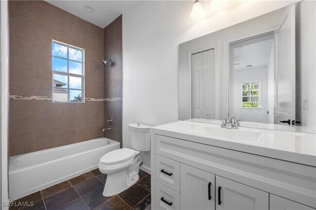 Building Photo - 405 Tradewinds Ave