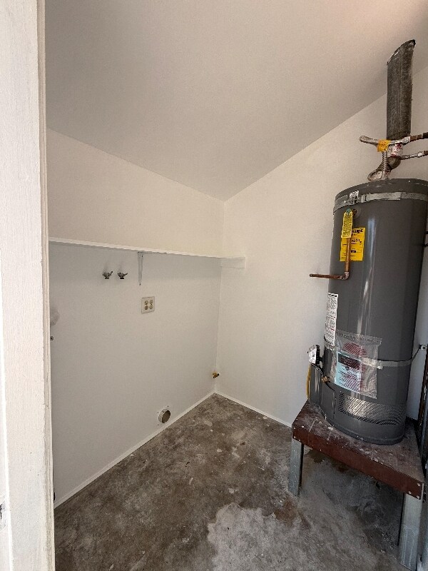 Building Photo - 9936 Rosecrans Ave