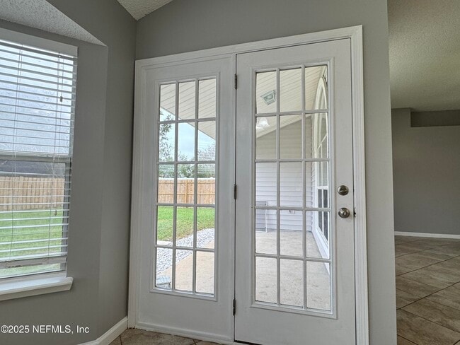 Building Photo - 9841 Staple Inn Ct