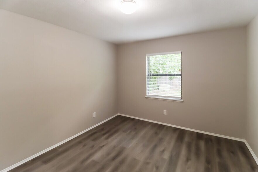 Building Photo - 4209 Campion Ln