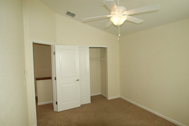 Building Photo - 426 Saint Ida Cir