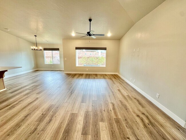 Building Photo - Beautiful Red Waters Home