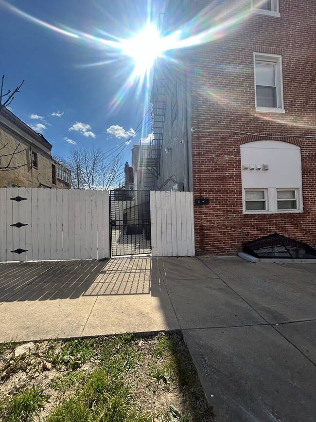 Building Photo - 1847 Druid Hill Ave