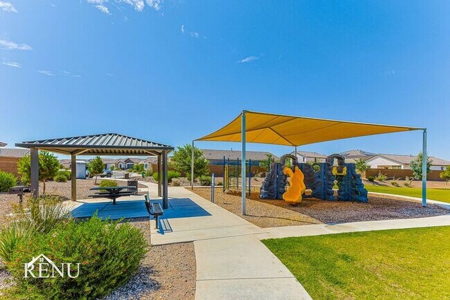 Building Photo - 35271 W San Capistrano Ave