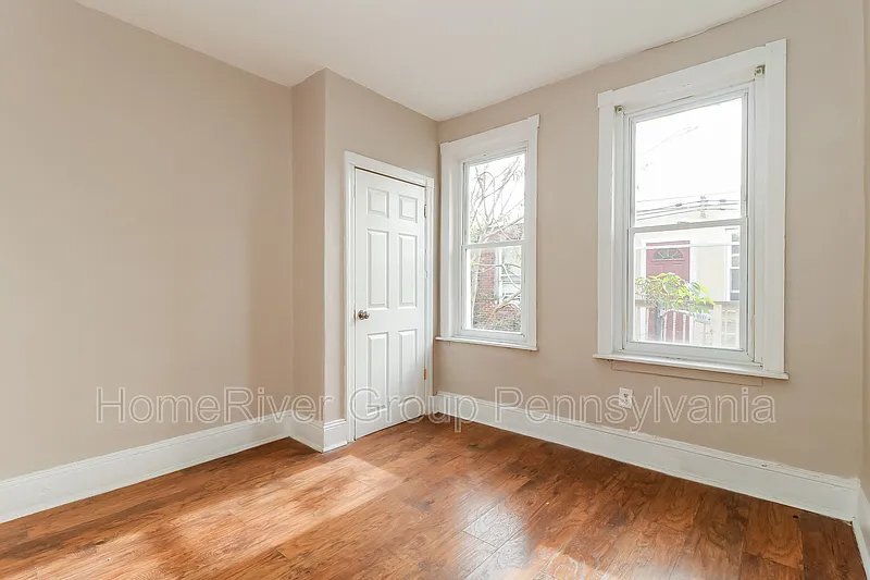 Building Photo - 1439 S Marston St