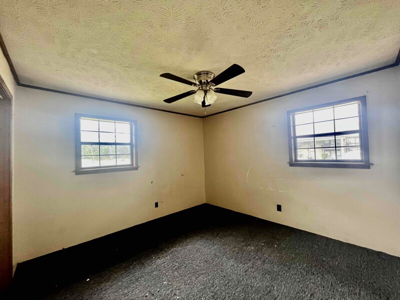 Building Photo - 576 Halbert Heights Rd