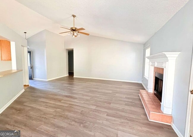 Building Photo - 601 McIntosh Dr