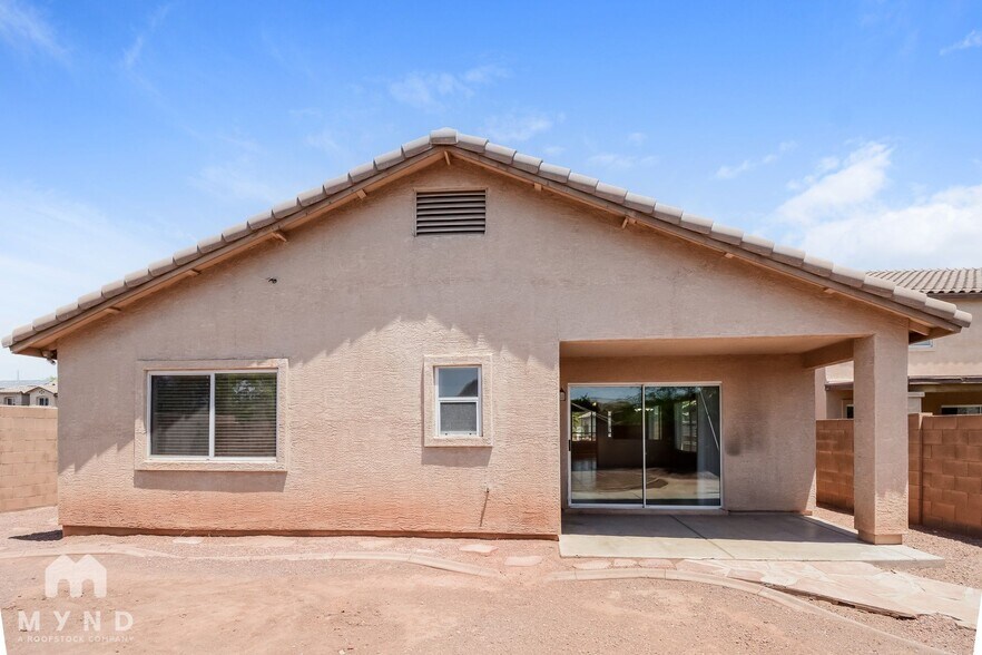 Building Photo - 22027 W Pima St