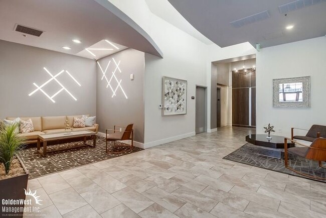 Building Photo - Immaculate 1Bdm 1Ba Condo with Massive Private Patio in the Diamond Terrace Building in Prime Dow...