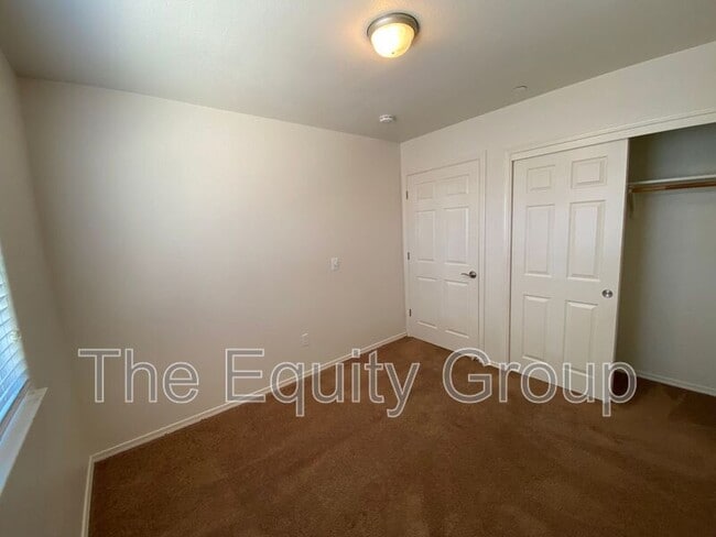 Building Photo - 2109 Bella Oaks Dr