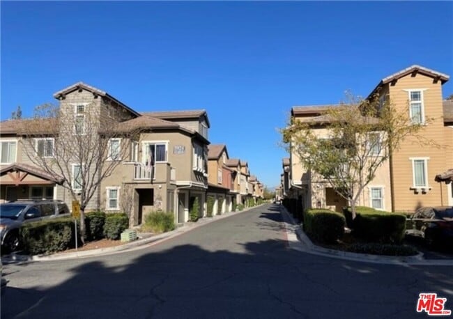 Building Photo - 3944 Polk St