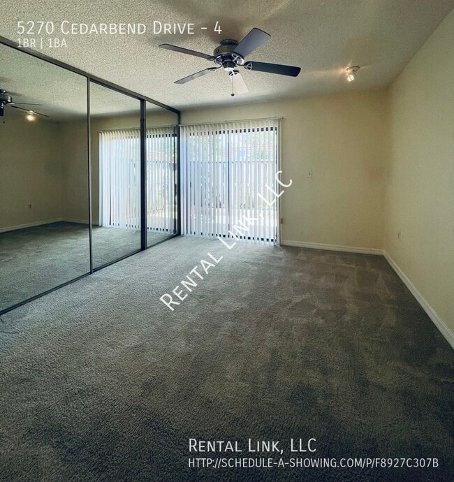 Building Photo - 5270 Cedarbend Dr