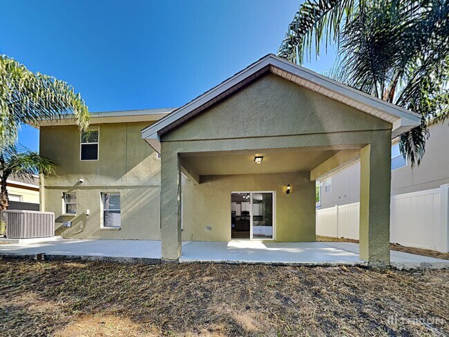 Building Photo - 11712 Colony Lakes Blvd