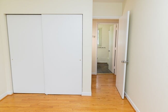 Building Photo - Comfortable Single-Family Living with All-Inclusive Utilities