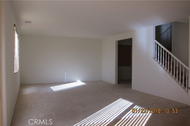 Building Photo - 38209 Divot Dr