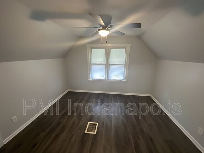 Building Photo - 7056 Caroline Ave